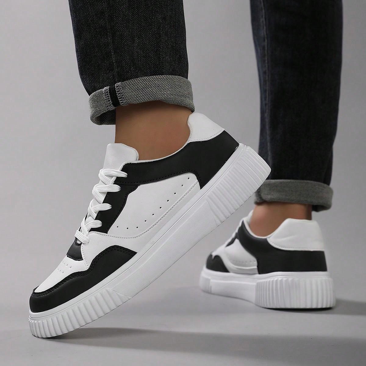 Plunora - Casual Unisex Sneakers