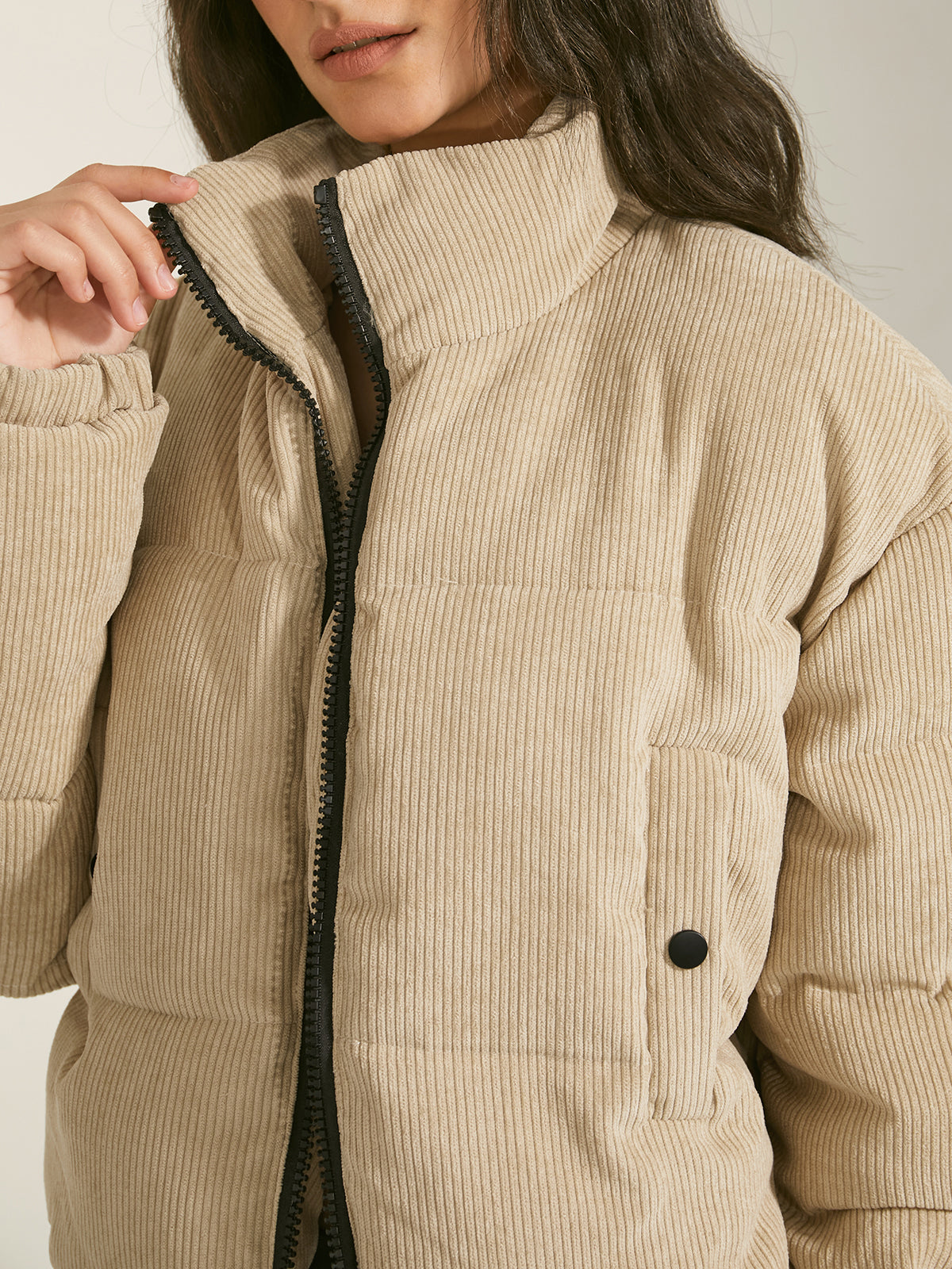 Plunora - Cropped Funnel Neck Puffer Jacket