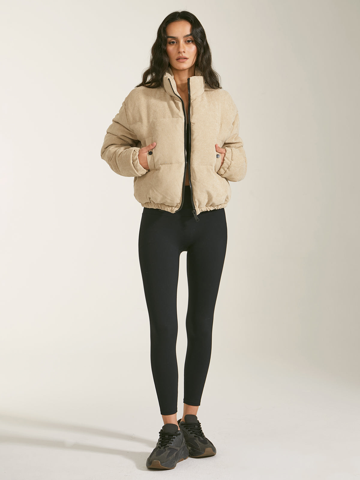 Plunora - Cropped Funnel Neck Puffer Jacket