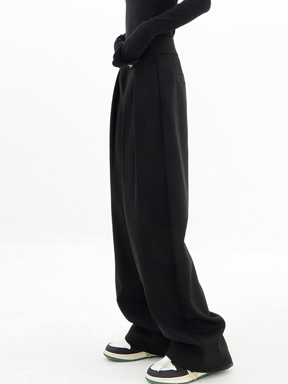 Plunora - Wide Leg Dress Broek met Dubbele Knopen