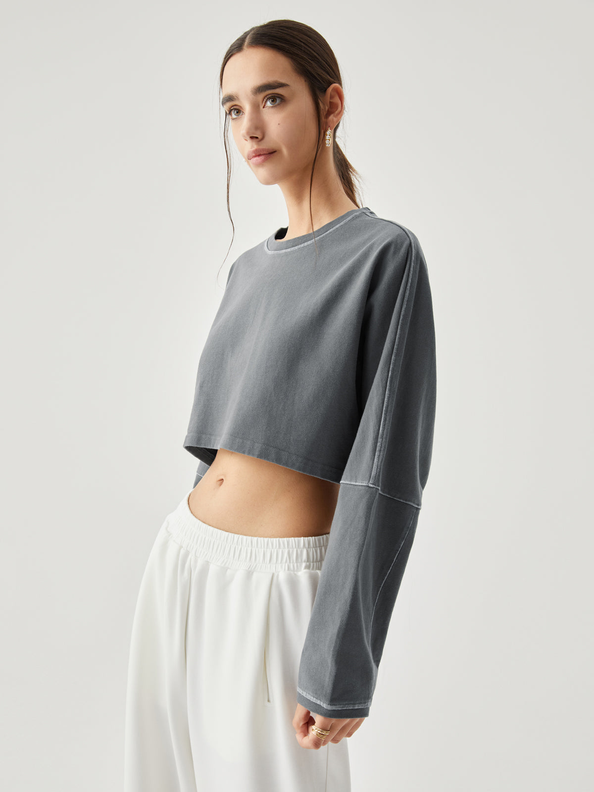 Plunora - Living Easy Crop Sweatshirt