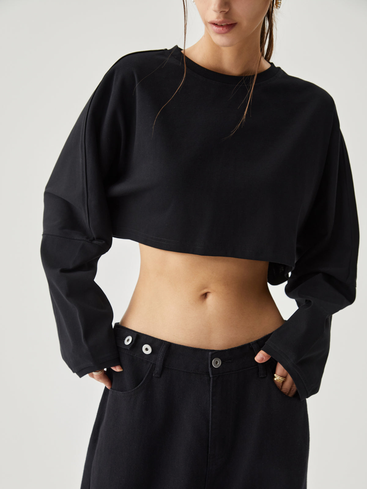 Plunora - Living Easy Crop Sweatshirt