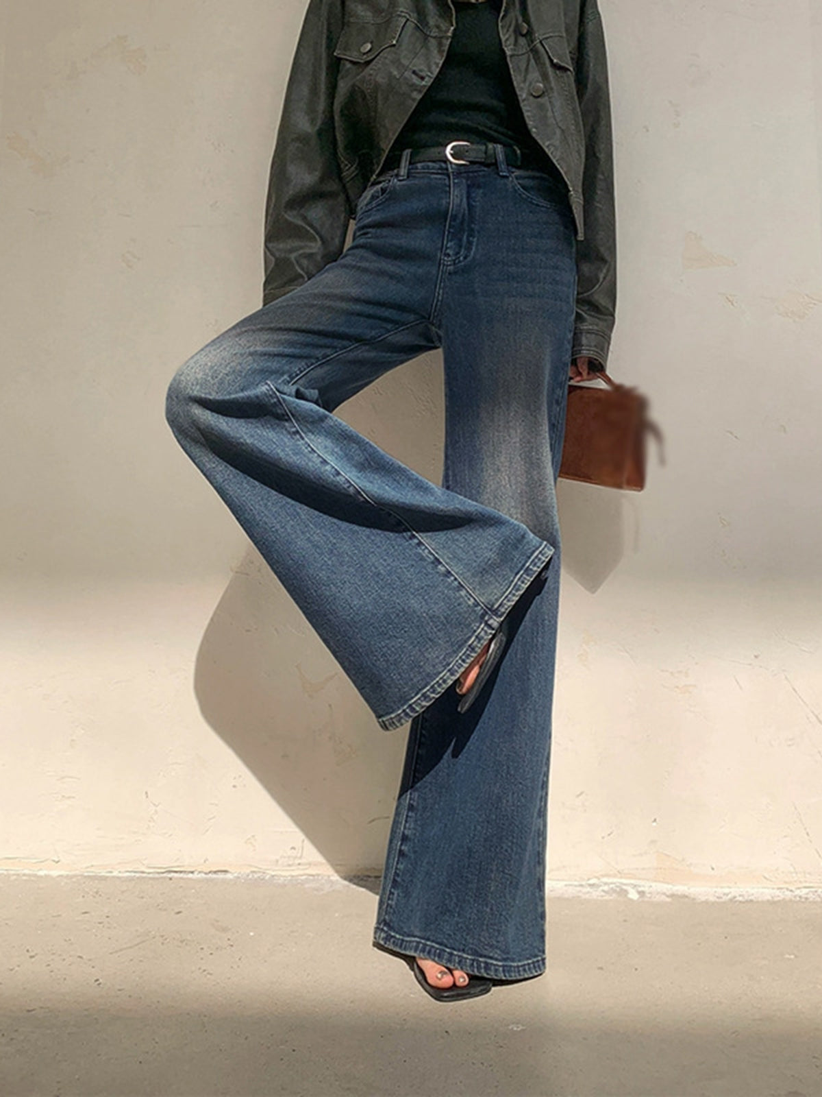 Plunora - Vintage Washed Wide Leg Denim Jeans