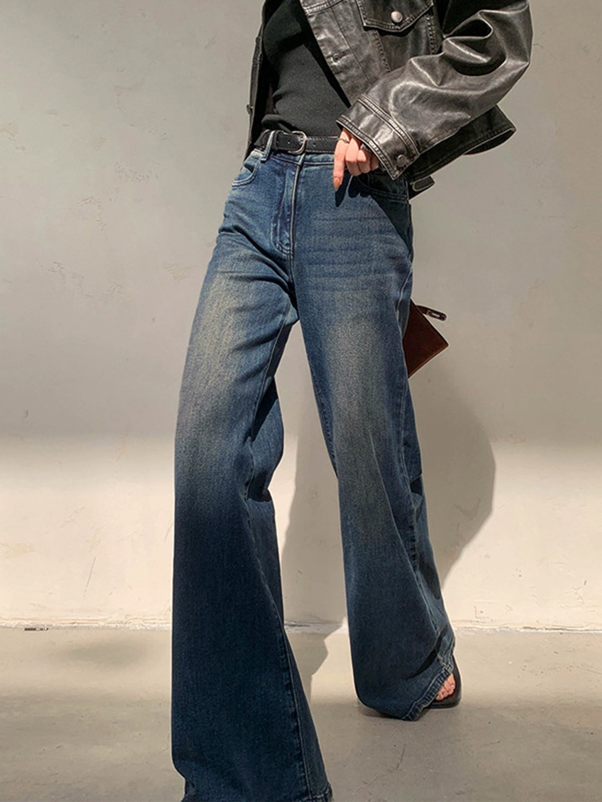 Plunora - Vintage Washed Wide Leg Denim Jeans