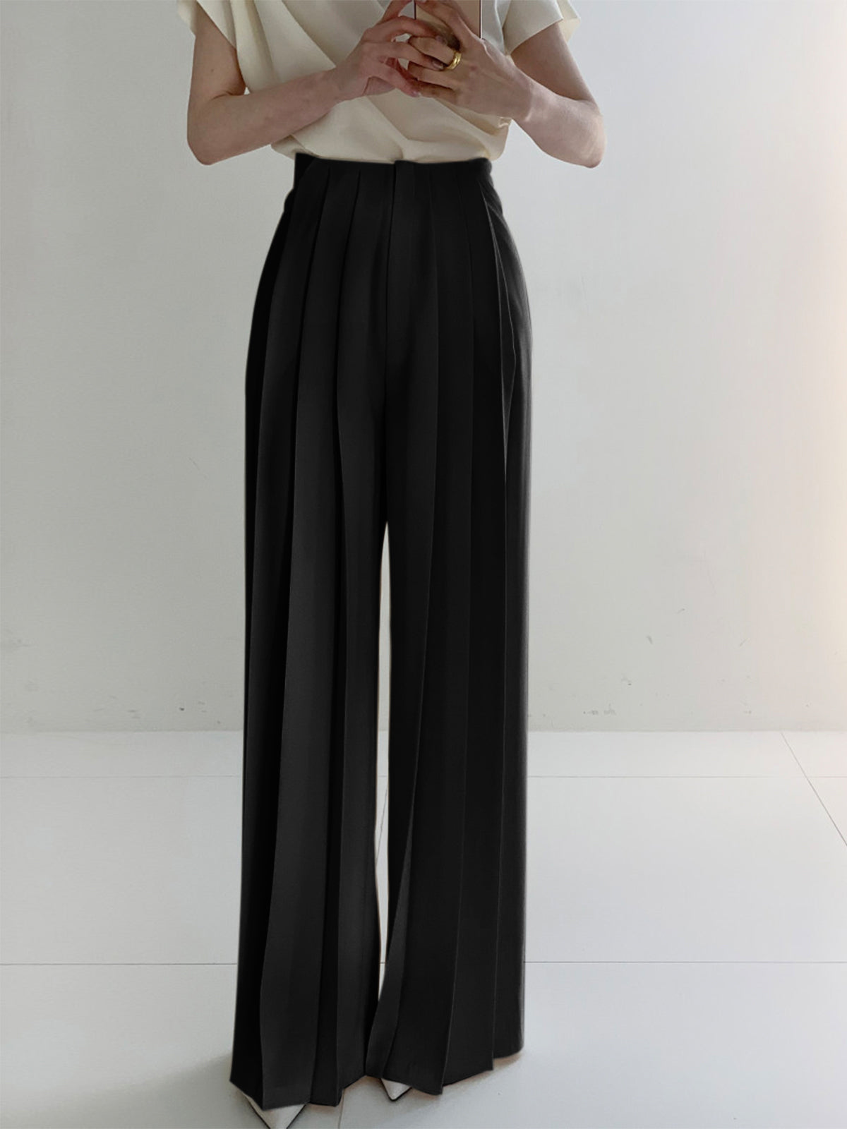 Plunora - Geplooide Hoge Taille Wide Leg Broek