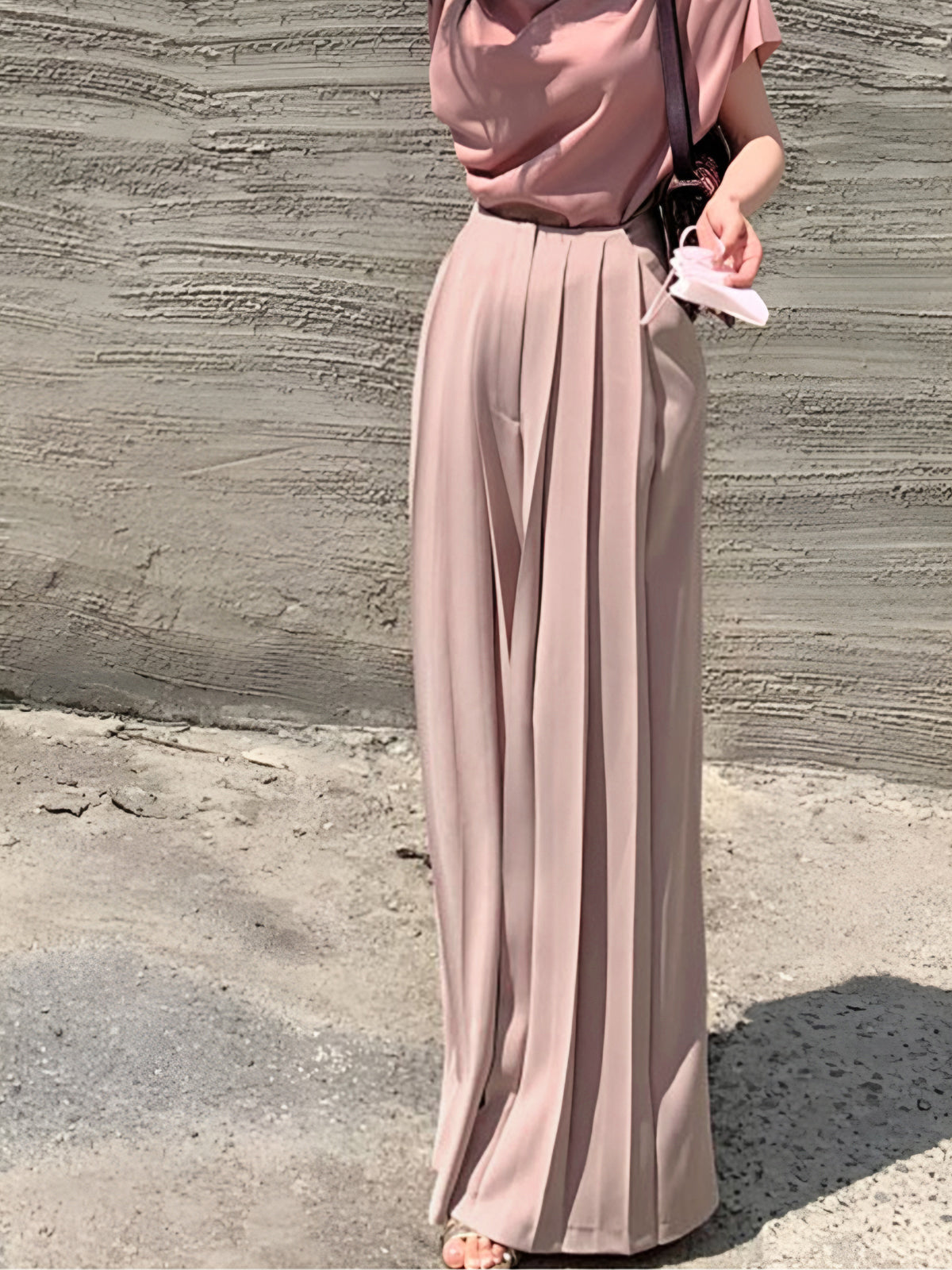 Plunora - Geplooide Hoge Taille Wide Leg Broek