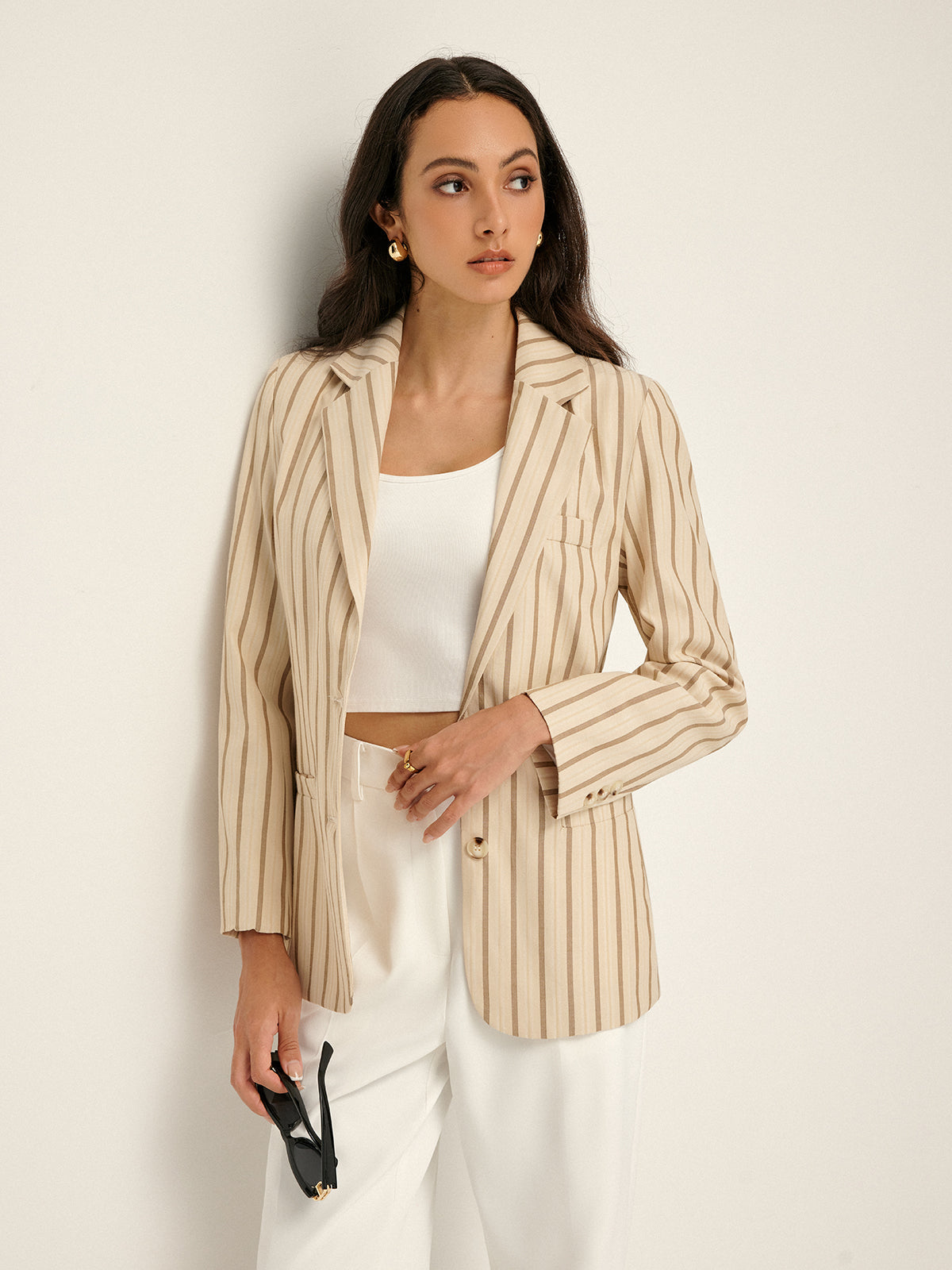 Plunora - Blazer met Revers, Knopen en Pinstripe