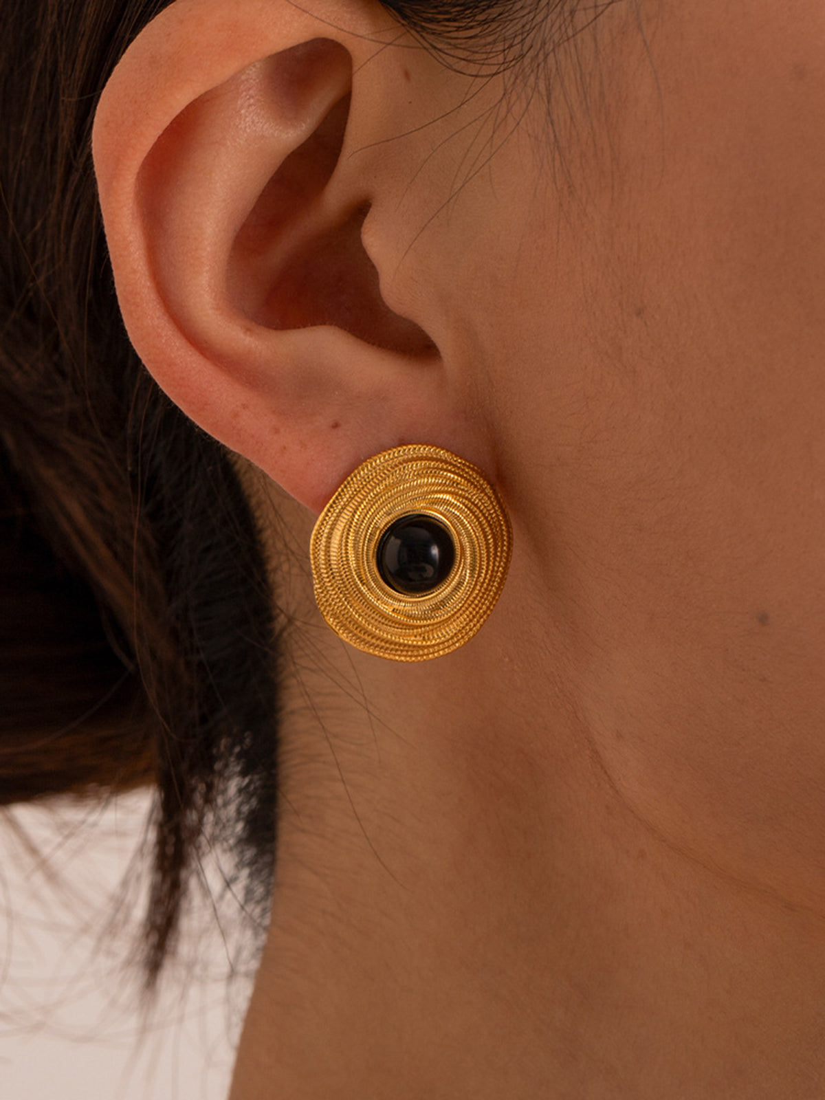 Plunora - Gouden Zwarte Onyx Hoops Oorbellen