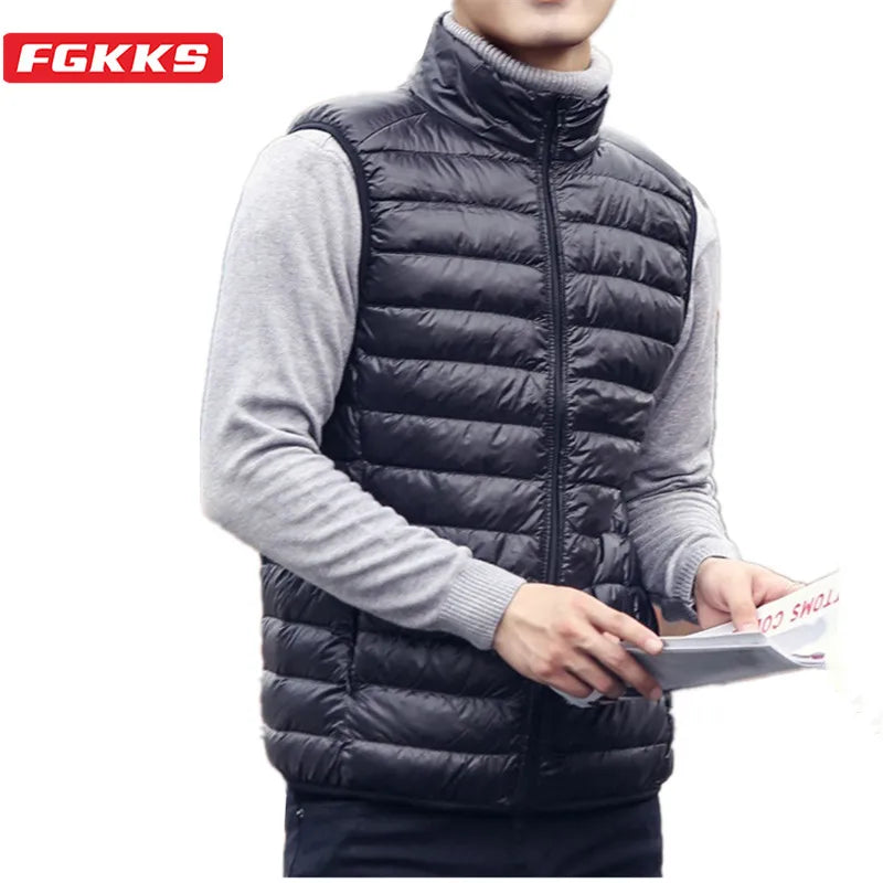 Fgkks Modemerk Heren Donzen Vest Jassen Nieuwe Winter Casual Mouwloze Lichtgewicht Donzen Eend Vest Jassen Heren