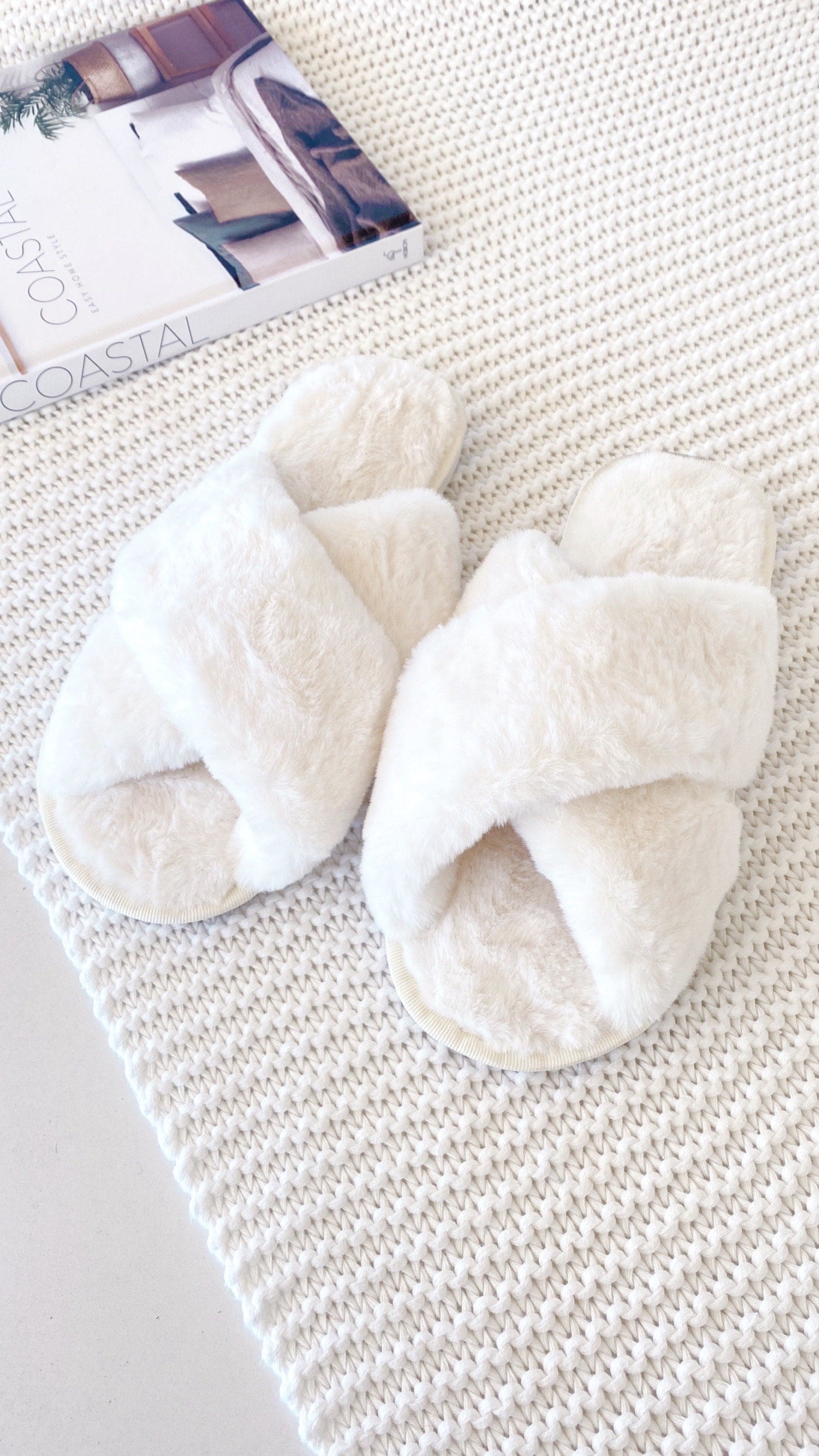 Plunora - Jessica Fluffy Slippers