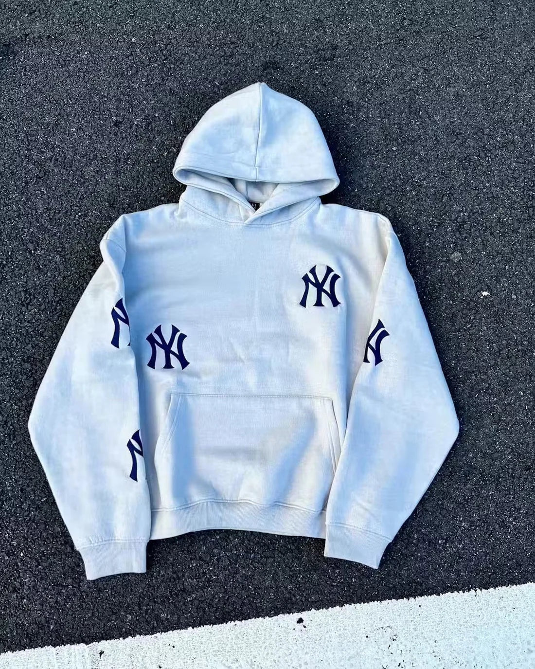 Essentiel Cozy NY Hoodie