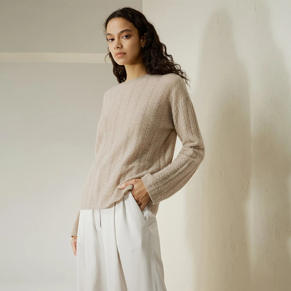 Plunora - Chic Cable Knit Sweater