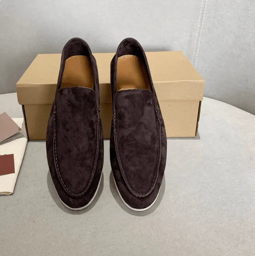 Plunora - Suède Loafers met Contrasterende Zool