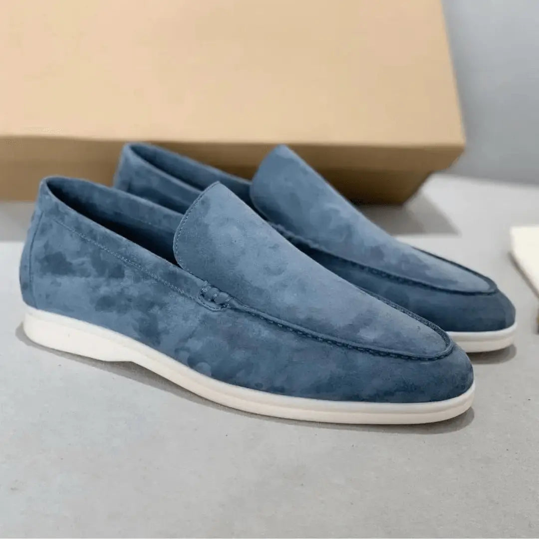 Plunora - Suède Loafers met Contrasterende Zool